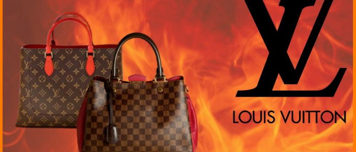 Les forces de l'ordre contrôlent une personne avec une fausse sacoche Louis  Vuitton à Saint-Benoit 